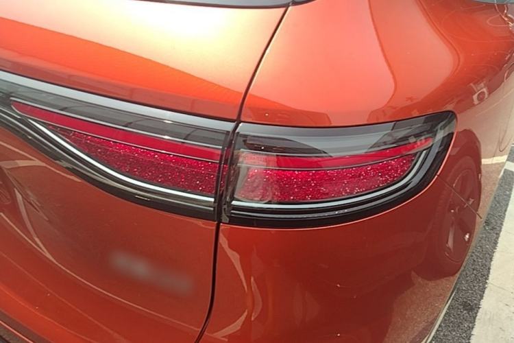 Used Hima AITO M6 2026 Model Range-Extended Max+ Four-Wheel Drive Right Rear Taillight