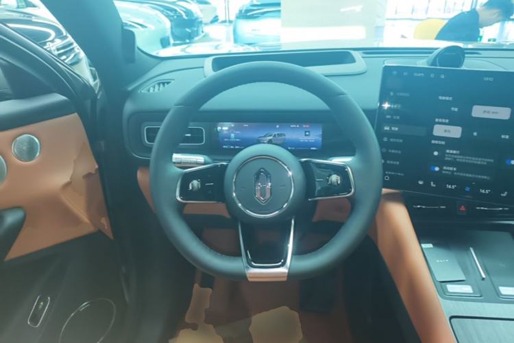 Used Hima AITO M6 2026 Model Pure Electric Max+ Long-Range Steering Wheel