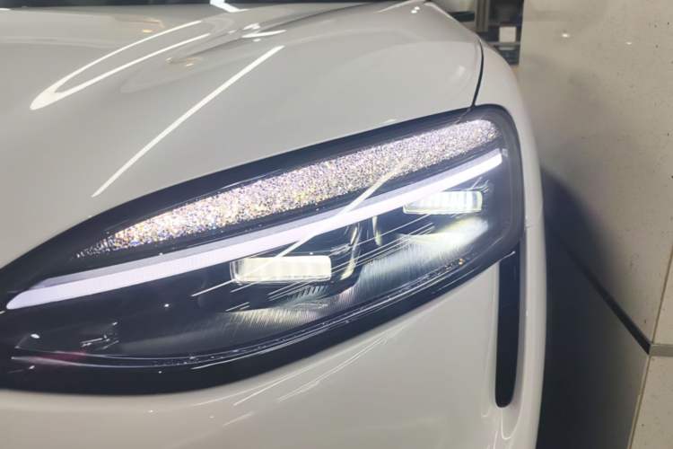Used Hima AITO M6 2026 Model Pure Electric Max+ Long-Range Left Front Headlight
