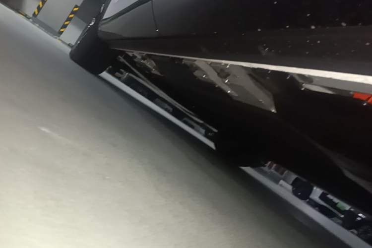 Used Hima AITO M6 2026 Model Range-Extended Max+ Four-Wheel Drive Left Side Sill