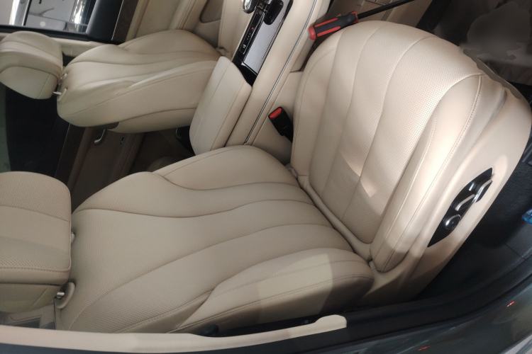 Used Hima AITO M7 2022 1.5T Four-Wheel Drive Luxury Edition Right Front Seat