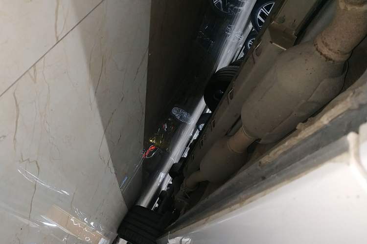 Used Hima AITO M7 2022 1.5T Four-Wheel Drive Luxury Edition Left Side Sill