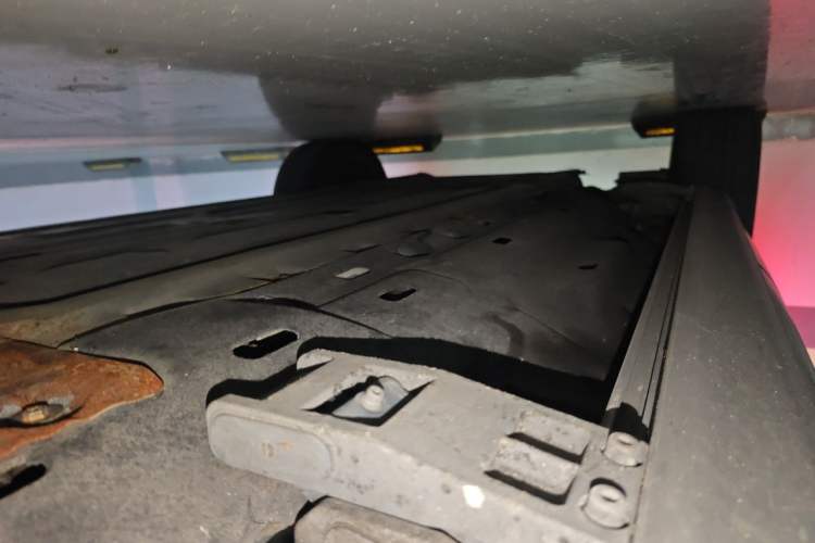 Used Hima AITO M7 2022 1.5T Four-Wheel Drive Flagship Edition Chassis Front Right
