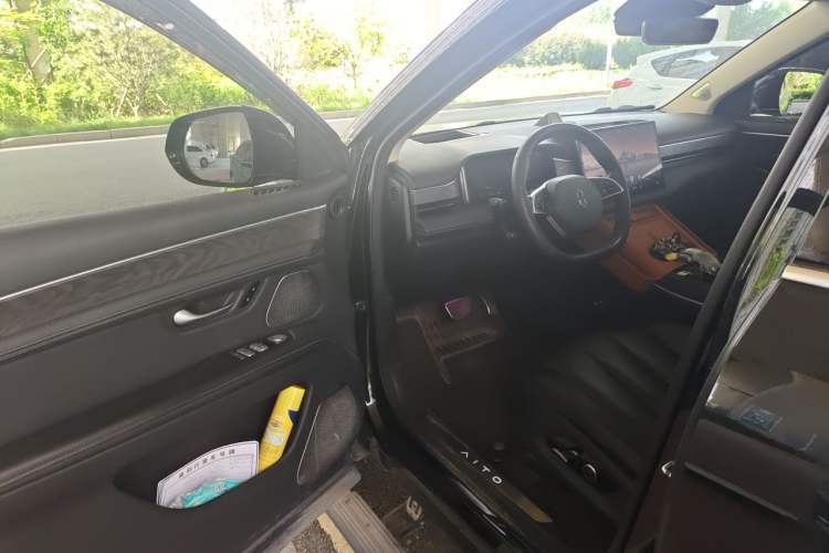 Used Hima AITO M7 2022 1.5T Rear-Drive Comfort Edition Driver Seat