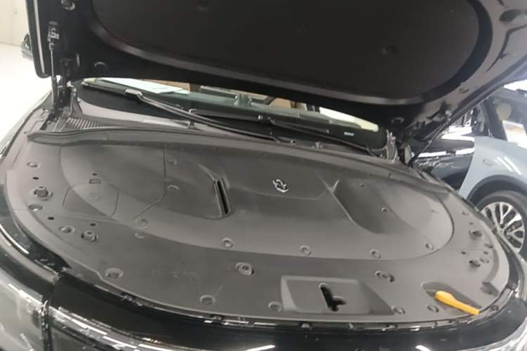 Used Hima AITO M7 2022 1.5T Four-Wheel Drive Flagship Edition Engine Bay