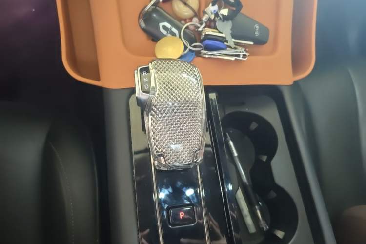 Used Hima AITO M7 2022 1.5T Rear-Drive Comfort Edition Gear Lever