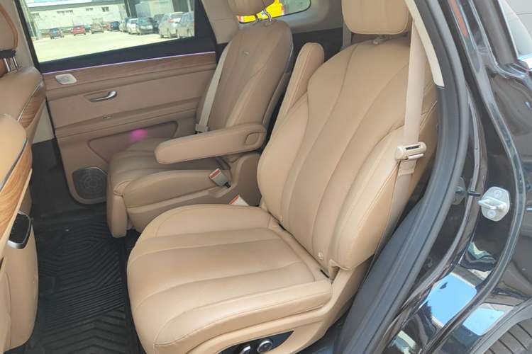 Used Hima AITO M7 2022 1.5T Rear-Drive Comfort Edition Left Rear Seat