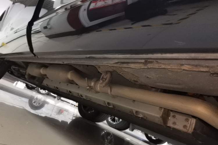 Used Hima AITO M7 2022 1.5T Rear-Drive Comfort Edition Left Side Sill