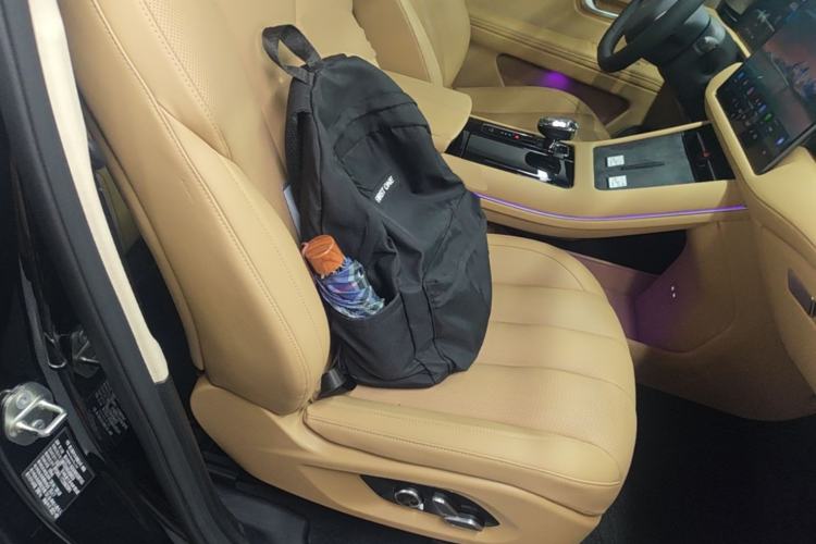 Used Hima AITO M7 2022 1.5T Four-Wheel Drive Luxury Edition Right Front Seat