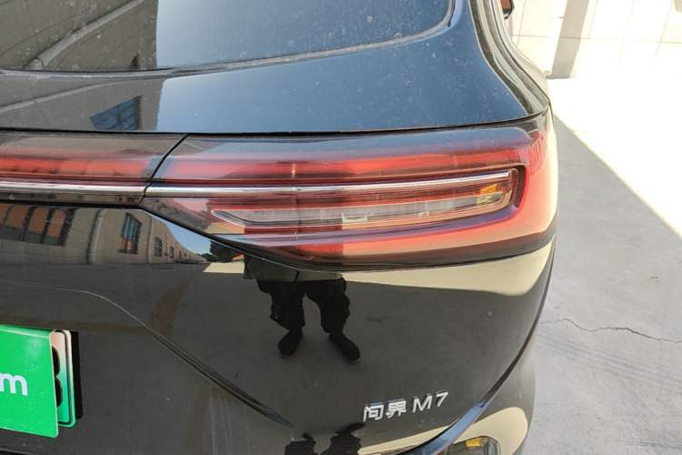 Used Hima AITO M7 2022 1.5T Rear-Drive Comfort Edition Right Rear Taillight