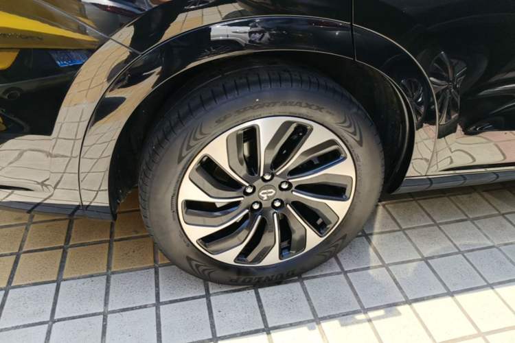 Used Hima AITO M7 2022 1.5T Rear-Drive Comfort Edition Right Rear Wheel Hub