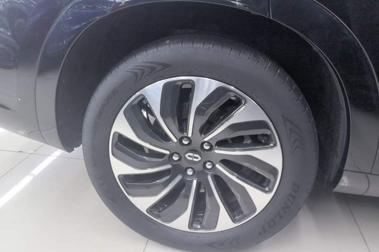 Used Hima AITO M7 2022 1.5T Rear-Drive Comfort Edition Right Rear Wheel Hub