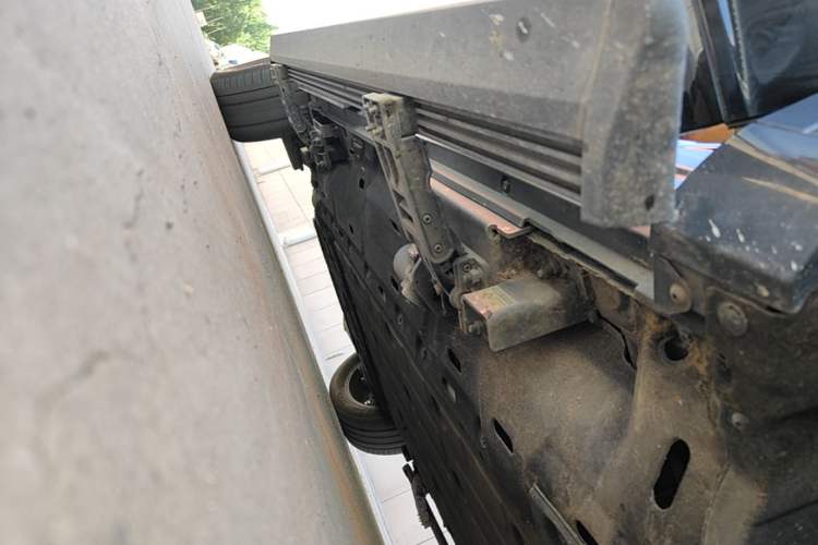 Used Hima AITO M7 2022 1.5T Rear-Drive Comfort Edition Right Side Sill