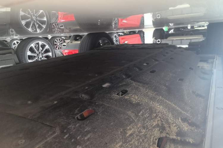 Used Hima AITO M7 2022 1.5T Rear-Drive Comfort Edition Right Side Sill