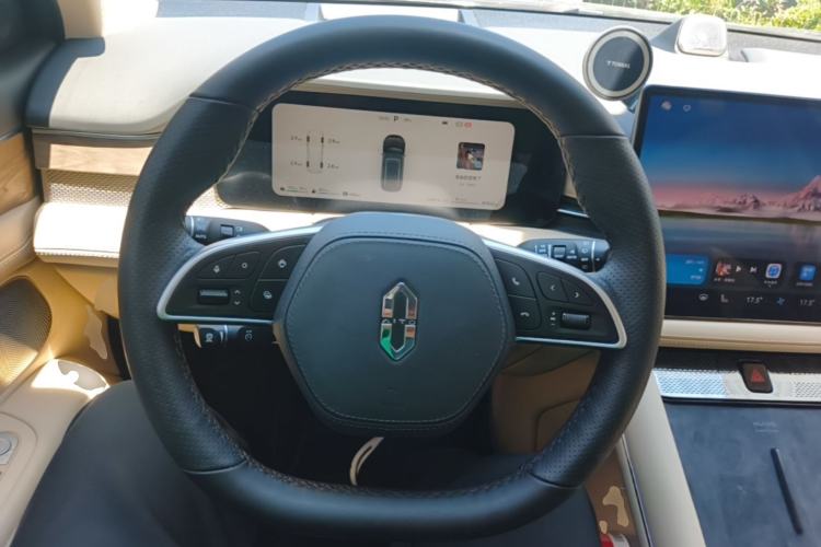 Used Hima AITO M7 2022 1.5T Four-Wheel Drive Flagship Edition Steering Wheel