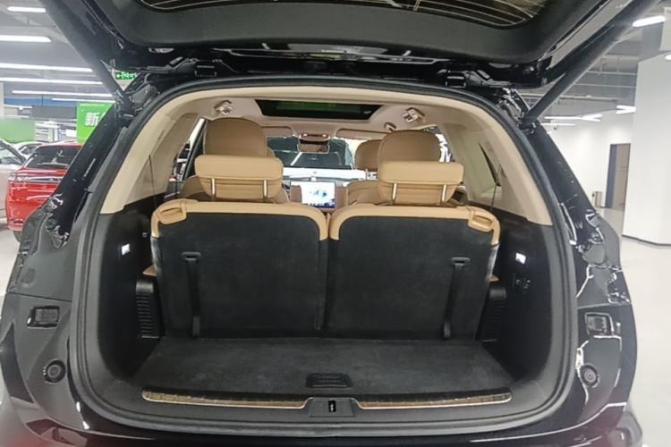 Used Hima AITO M7 2022 1.5T Four-Wheel Drive Flagship Edition Trunk