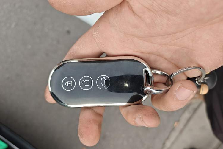 Used Hima AITO M7 2022 1.5T Rear-Drive Comfort Edition Vehicle Key