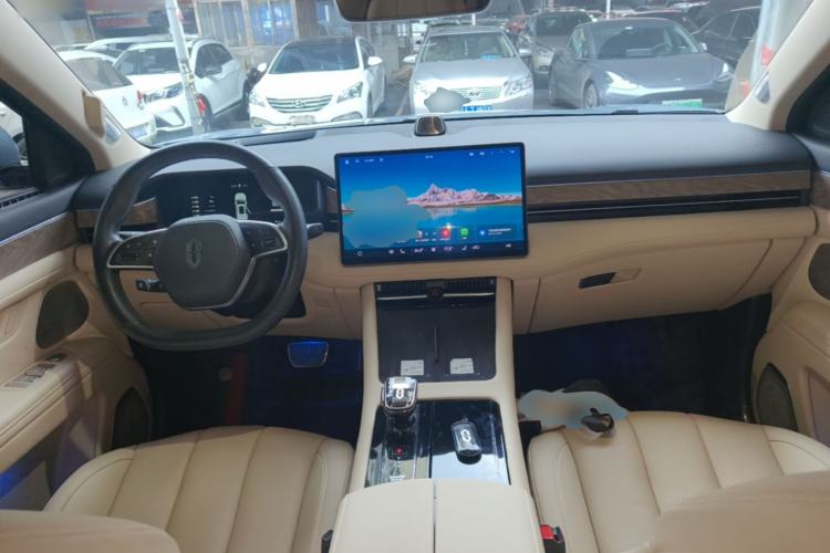 Used Hima AITO M7 2022 1.5T Four-Wheel Drive Luxury Edition Center Console