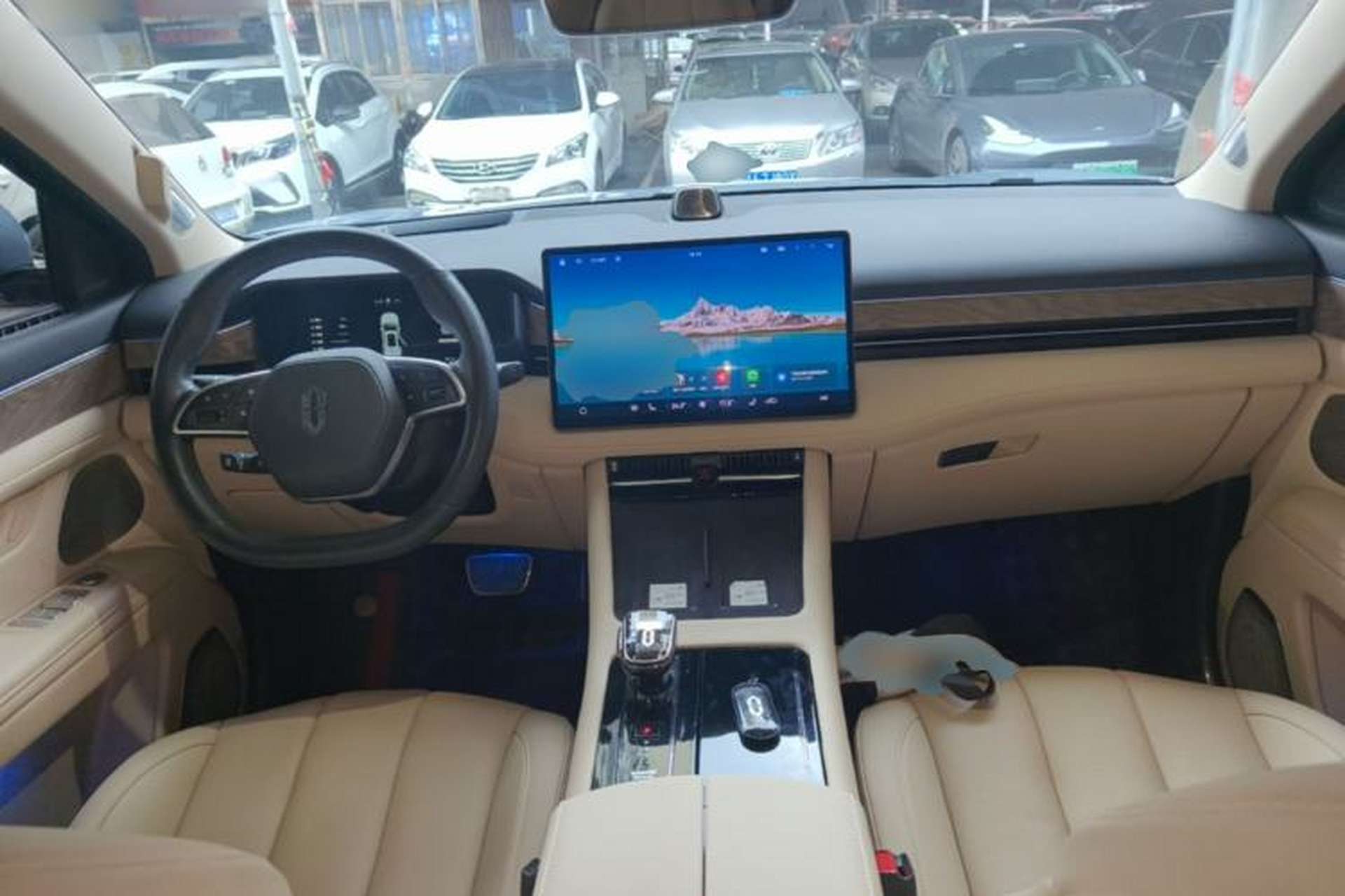 Used Hima AITO M7 2022 1.5T Four-Wheel Drive Luxury Edition Center Console