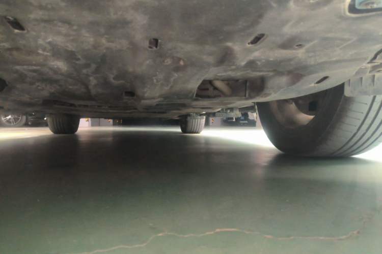 Used Hima AITO M7 2022 1.5T Four-Wheel Drive Luxury Edition Chassis Front