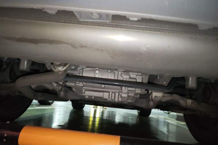 Used Hima AITO M7 2022 1.5T Four-Wheel Drive Flagship Edition Chassis Rear
