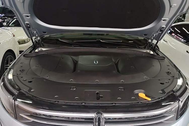 Used Hima AITO M7 2022 1.5T Four-Wheel Drive Luxury Edition Engine Bay
