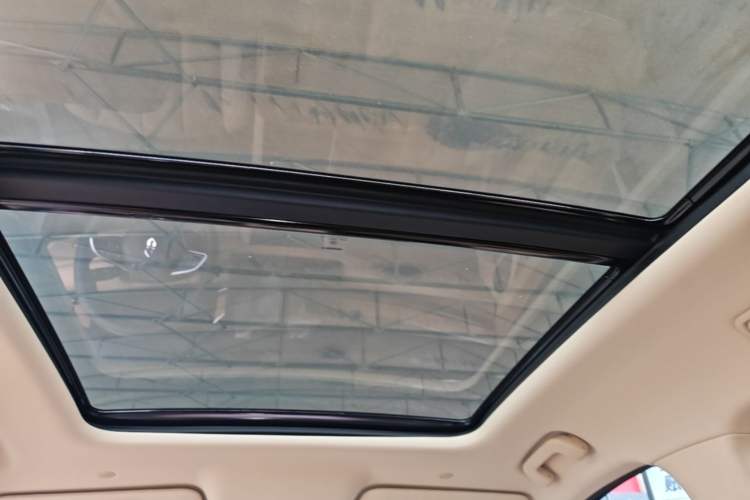 Used Hima AITO M7 2022 1.5T Four-Wheel Drive Luxury Edition Headliner