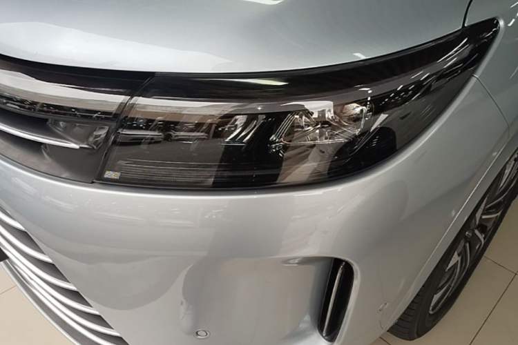 Used Hima AITO M7 2022 1.5T Four-Wheel Drive Luxury Edition Left Front Headlight