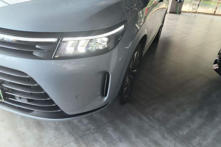 Used Hima AITO M7 2022 1.5T Four-Wheel Drive Luxury Edition Left Front Headlight