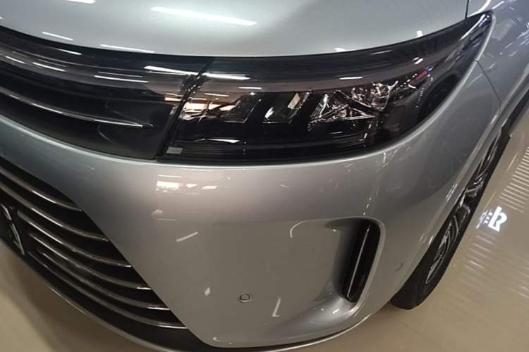 Used Hima AITO M7 2022 1.5T Four-Wheel Drive Luxury Edition Left Front Headlight