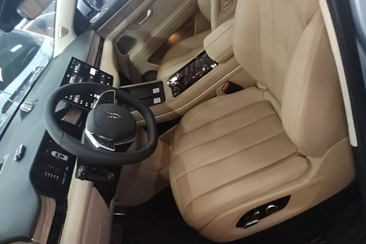 Used Hima AITO M7 2022 1.5T Four-Wheel Drive Luxury Edition Left Front Seat