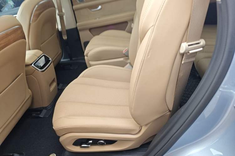 Used Hima AITO M7 2022 1.5T Four-Wheel Drive Luxury Edition Left Rear Seat