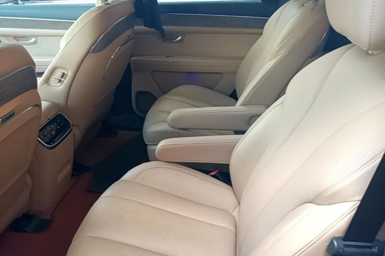 Used Hima AITO M7 2022 1.5T Four-Wheel Drive Luxury Edition Left Rear Seat