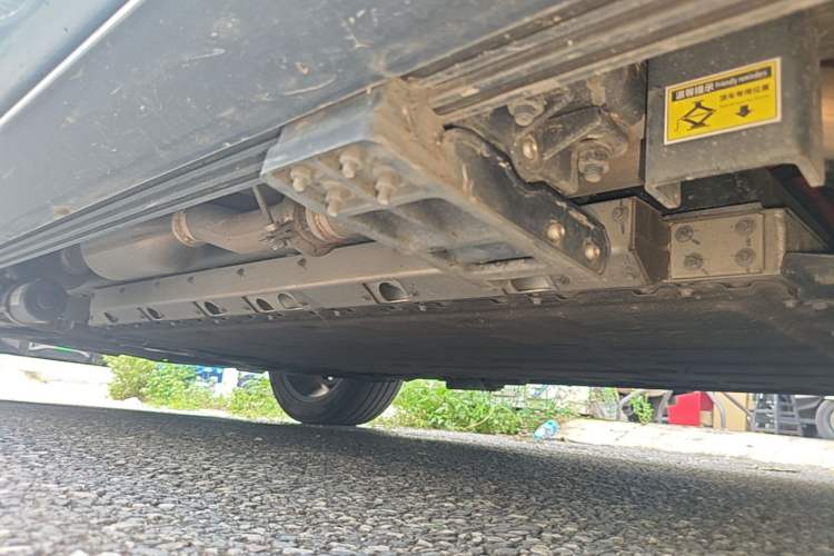 Used Hima AITO M7 2022 1.5T Four-Wheel Drive Luxury Edition Left Side Sill