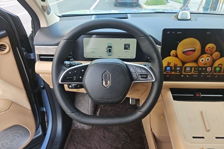 Used Hima AITO M7 2022 1.5T Four-Wheel Drive Luxury Edition Steering Wheel