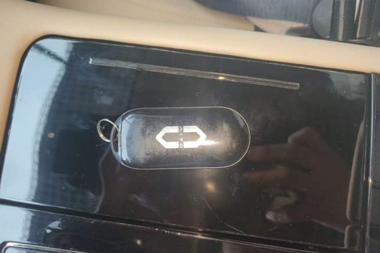 Used Hima AITO M7 2022 1.5T Four-Wheel Drive Luxury Edition Vehicle Key