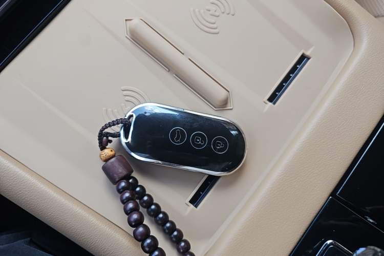Used Hima AITO M7 2022 1.5T Four-Wheel Drive Luxury Edition Vehicle Key