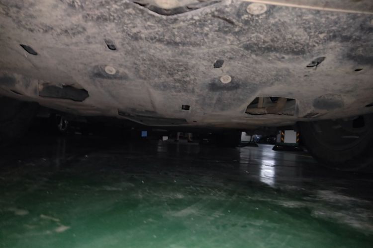 Used Hima AITO M7 2022 1.5T Rear-Drive Comfort Edition Chassis Front