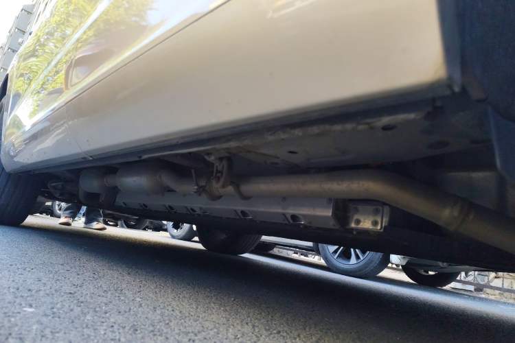 Used Hima AITO M7 2022 1.5T Four-Wheel Drive Luxury Edition Chassis Rear Left