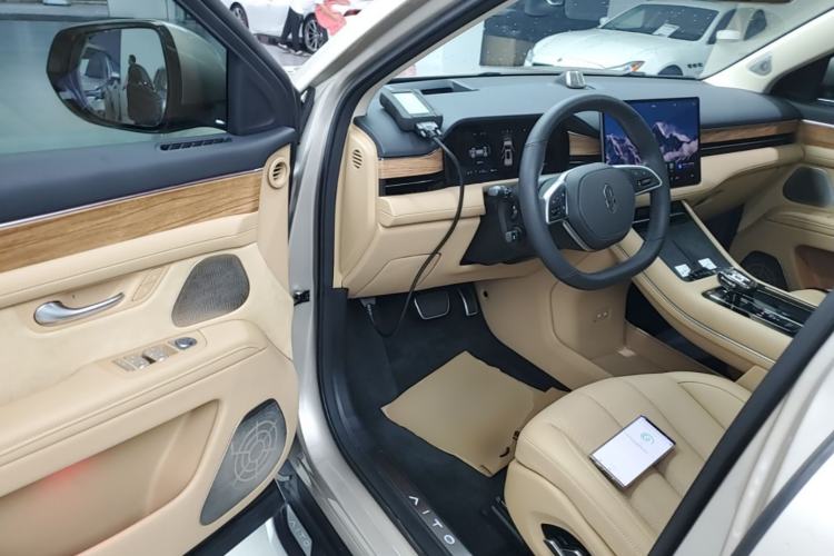 Used Hima AITO M7 2022 1.5T Four-Wheel Drive Luxury Edition Driver Seat