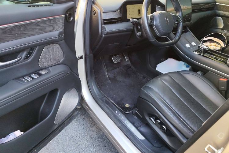 Used Hima AITO M7 2022 1.5T Four-Wheel Drive Luxury Edition Driver Seat