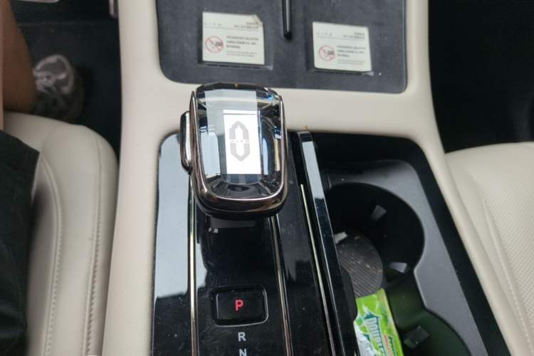 Used Hima AITO M7 2022 1.5T Rear-Drive Comfort Edition Gear Lever