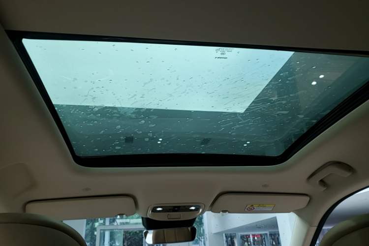 Used Hima AITO M7 2022 1.5T Four-Wheel Drive Luxury Edition Headliner