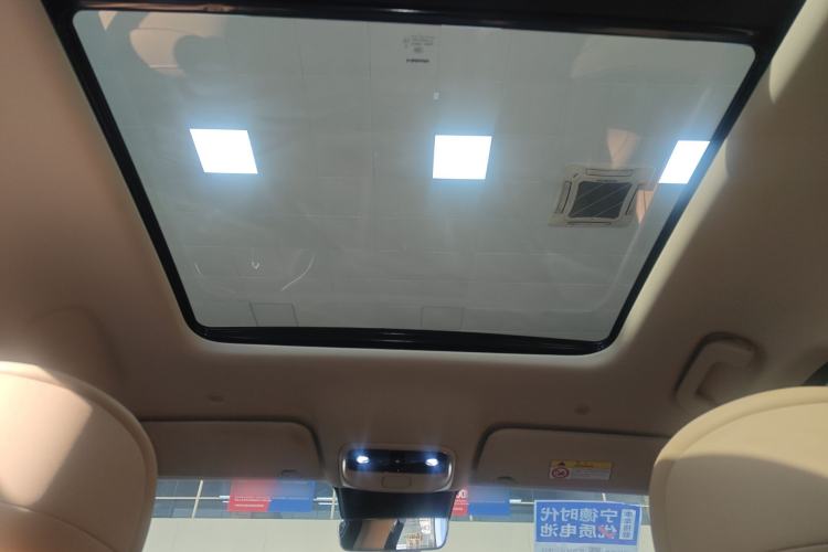 Used Hima AITO M7 2022 1.5T Rear-Drive Comfort Edition Headliner