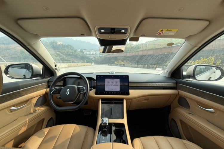 Used Hima AITO M7 2022 1.5T Rear-Drive Comfort Edition Interior 4