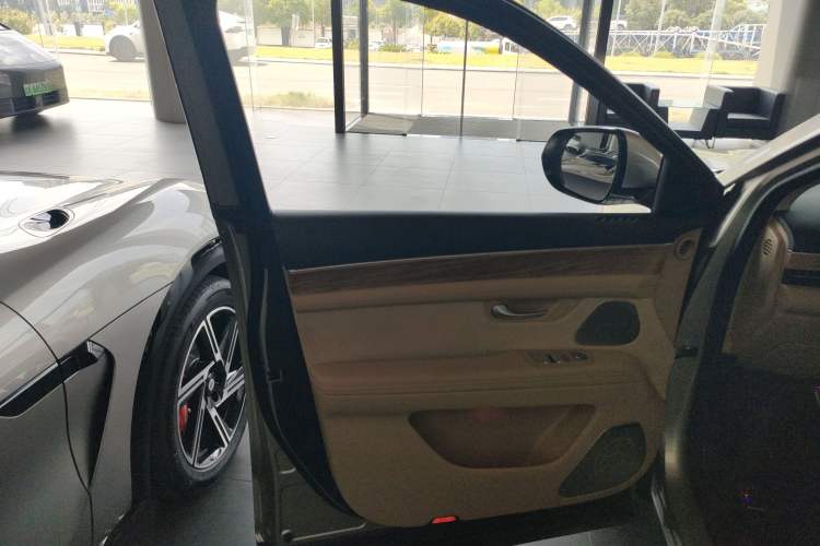 Used Hima AITO M7 2022 1.5T Rear-Drive Comfort Edition Interior 7