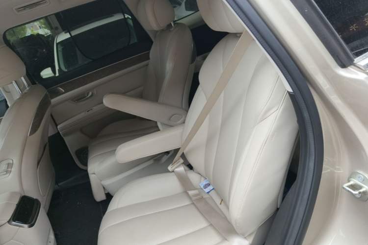 Used Hima AITO M7 2022 1.5T Rear-Drive Comfort Edition Left Rear Seat
