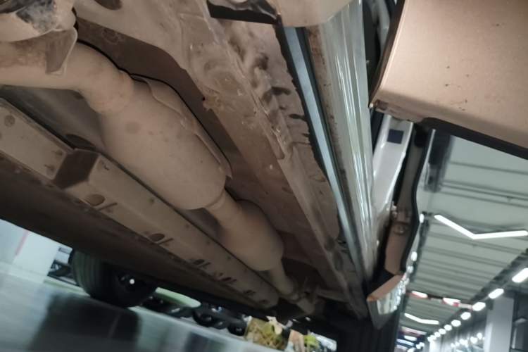 Used Hima AITO M7 2022 1.5T Rear-Drive Comfort Edition Left Side Sill