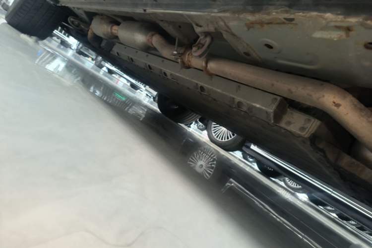 Used Hima AITO M7 2022 1.5T Four-Wheel Drive Luxury Edition Left Side Sill
