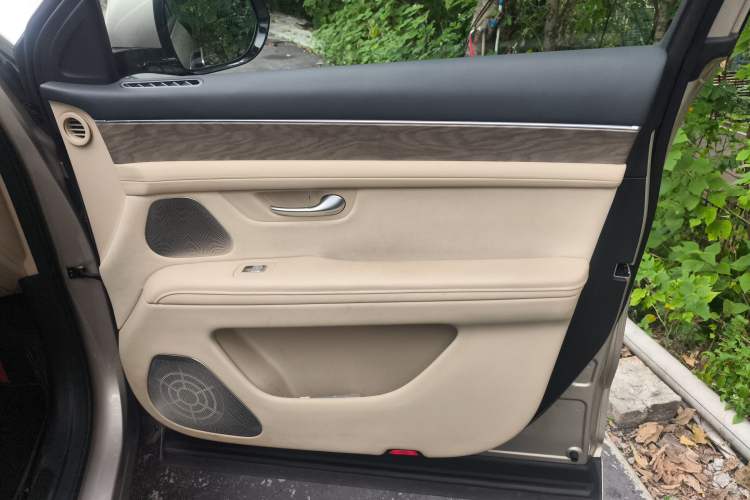 Used Hima AITO M7 2022 1.5T Rear-Drive Comfort Edition Right Front Door Interior